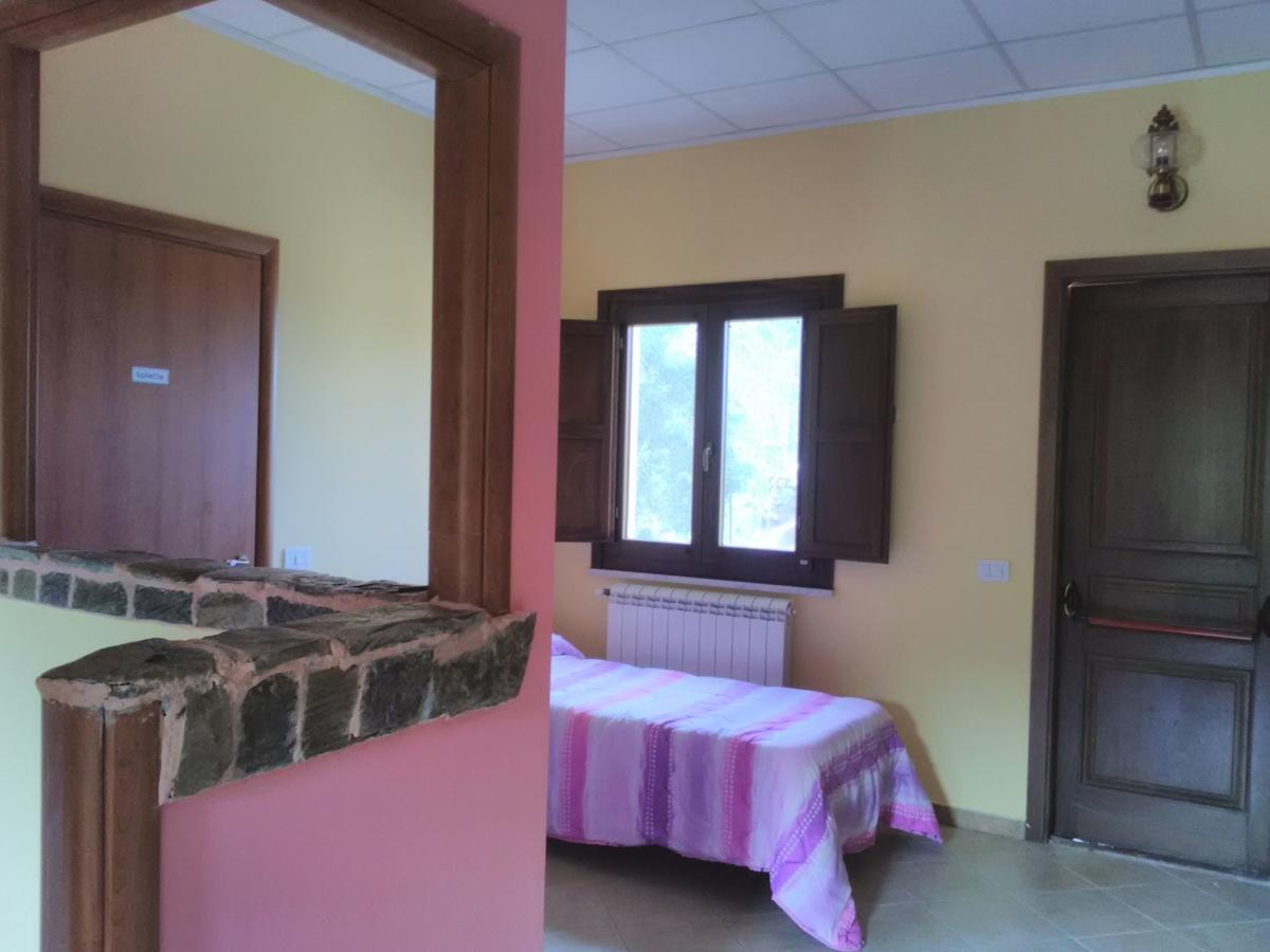 Villaggio Dei Balocchi Castelbuono  Room photo